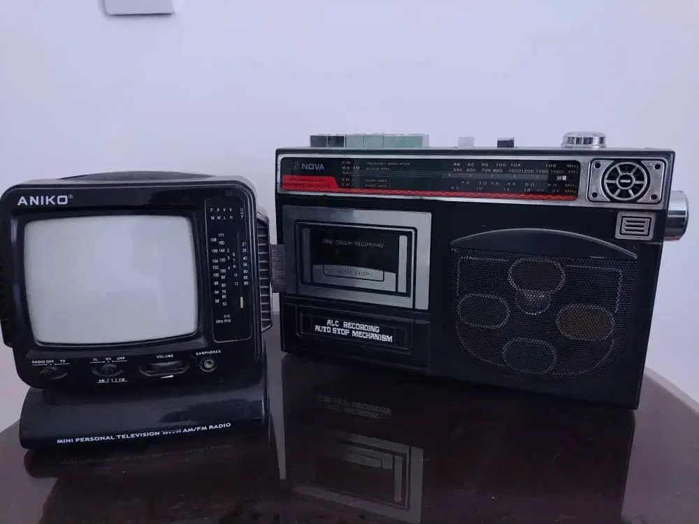 رادیو|کلکسیون اشیاء عتیقه|آبادان, |دیوار