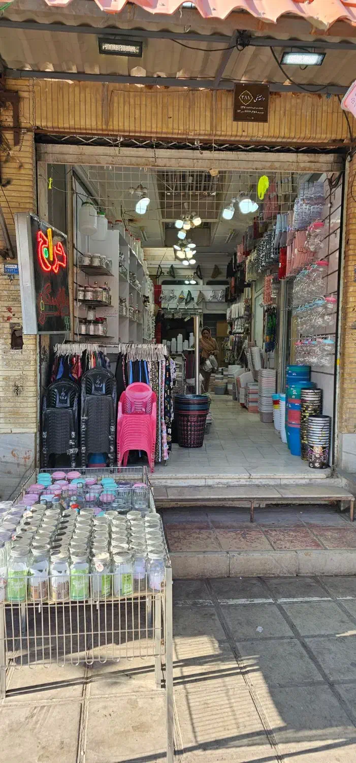 اجاره انباری در زیرزمین قدمگاه|اجارهٔ مغازه و غرفه|کرمان, |دیوار