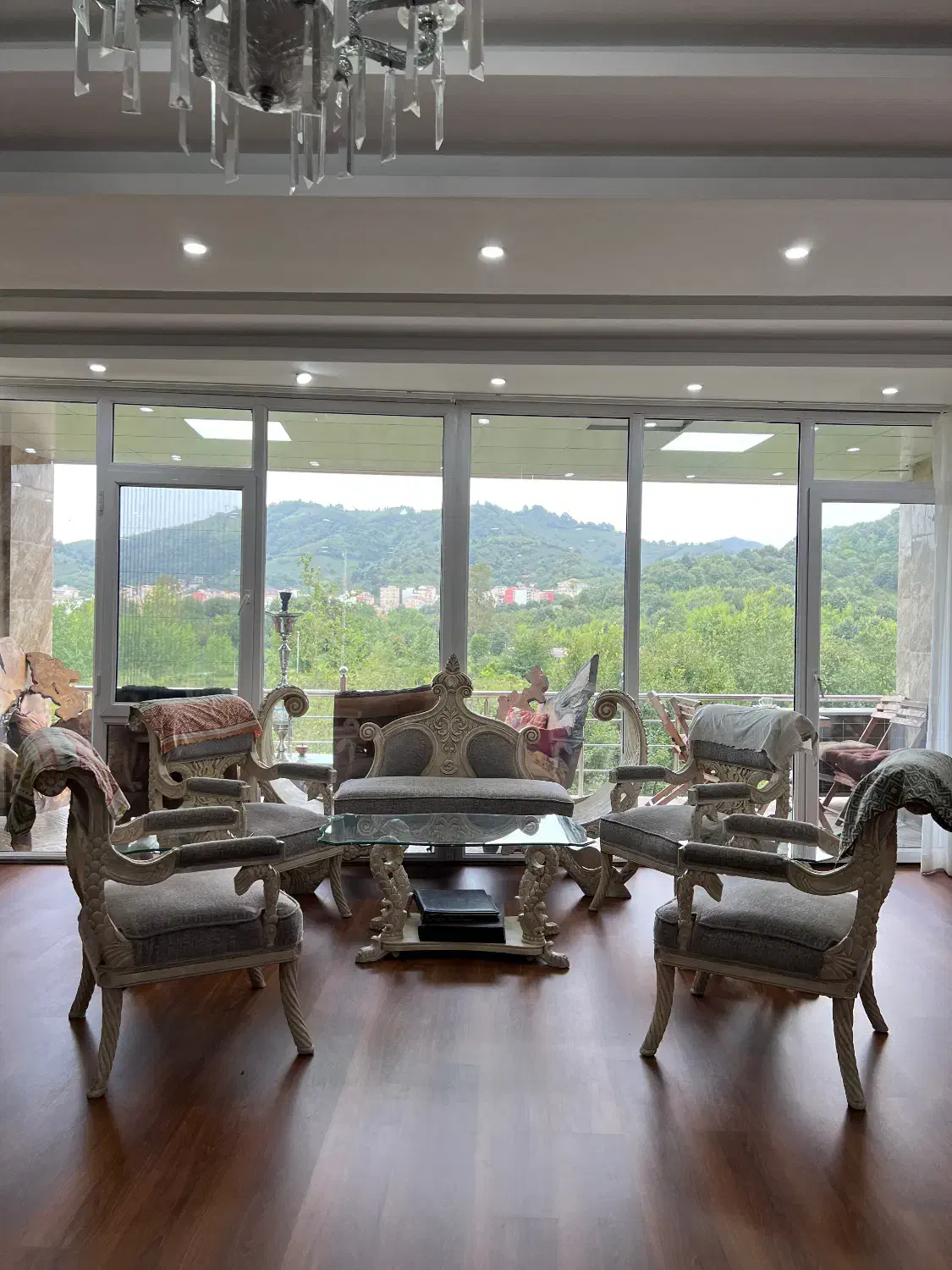 ۱۸۰متر / تراس بزرگ / ویو رویایی|فروش آپارتمان|لاهیجان, شیخ زاهد|دیوار