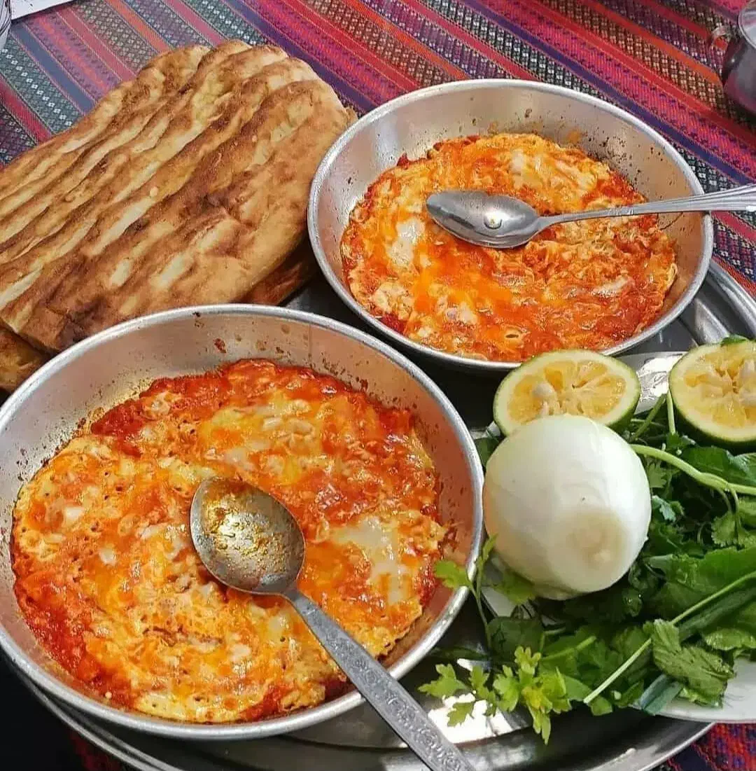 کارگر ساده پخش املت وساندویچ بازار تهران|استخدام خدمات فروشگاه و رستوران|تهران, بازار|دیوار