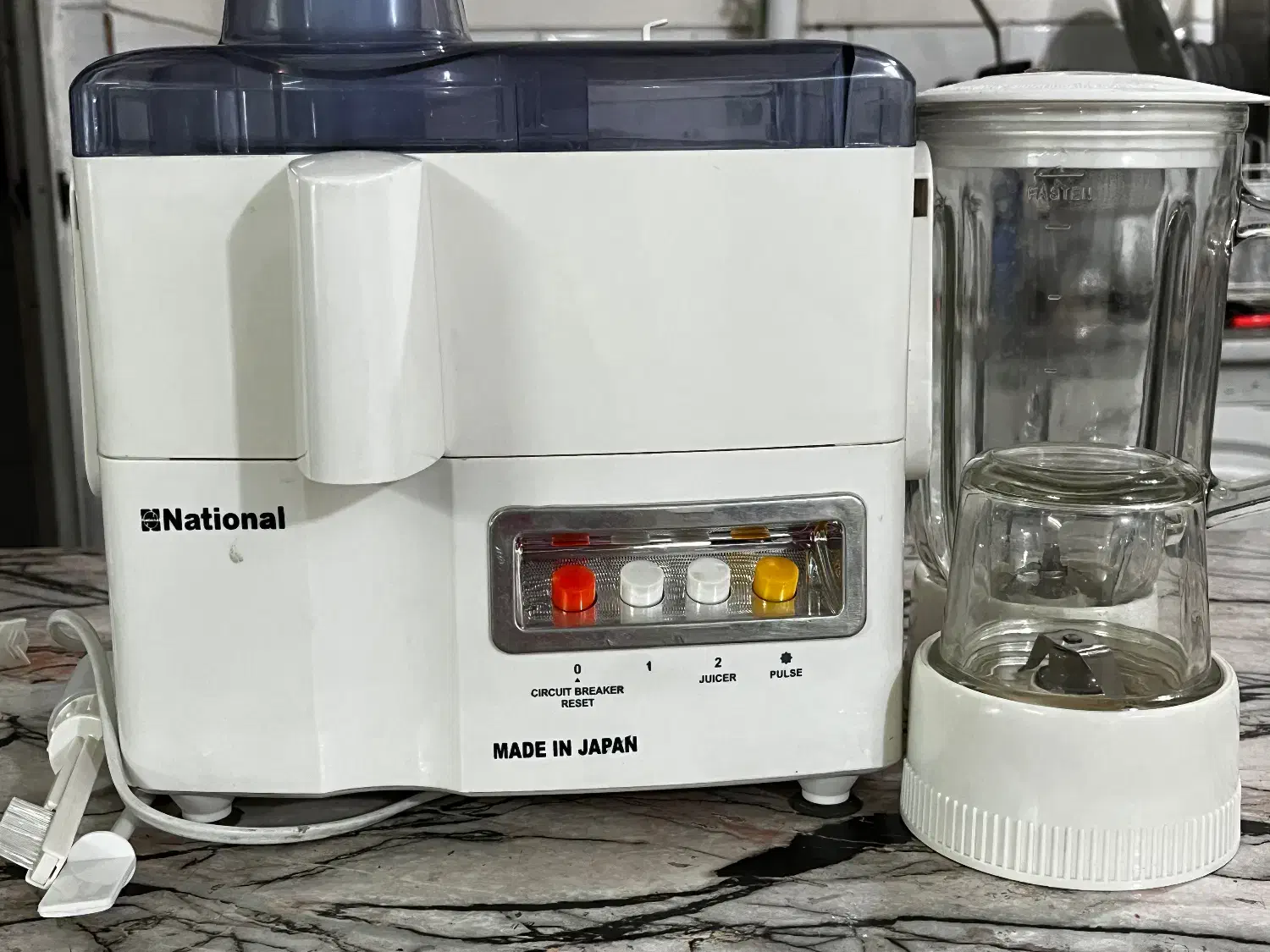 آبمیوه گیری|آبمیوه‌گیر و آب‌مرکبات‌گیر|قم, سراجه (۱۵ خرداد)|دیوار