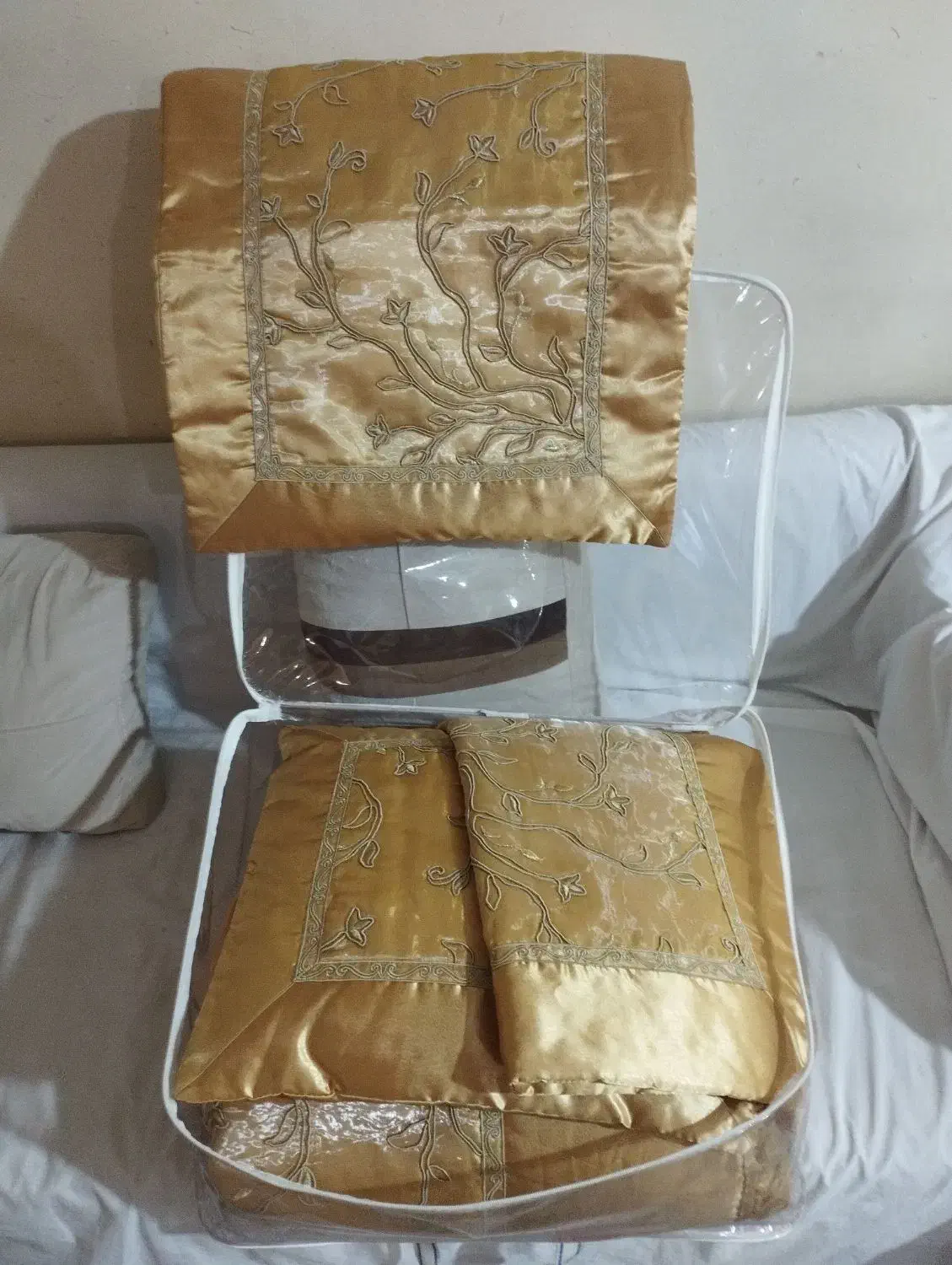 رو تختی دو نفره عروس|سرویس روتختی|خرمآباد, |دیوار