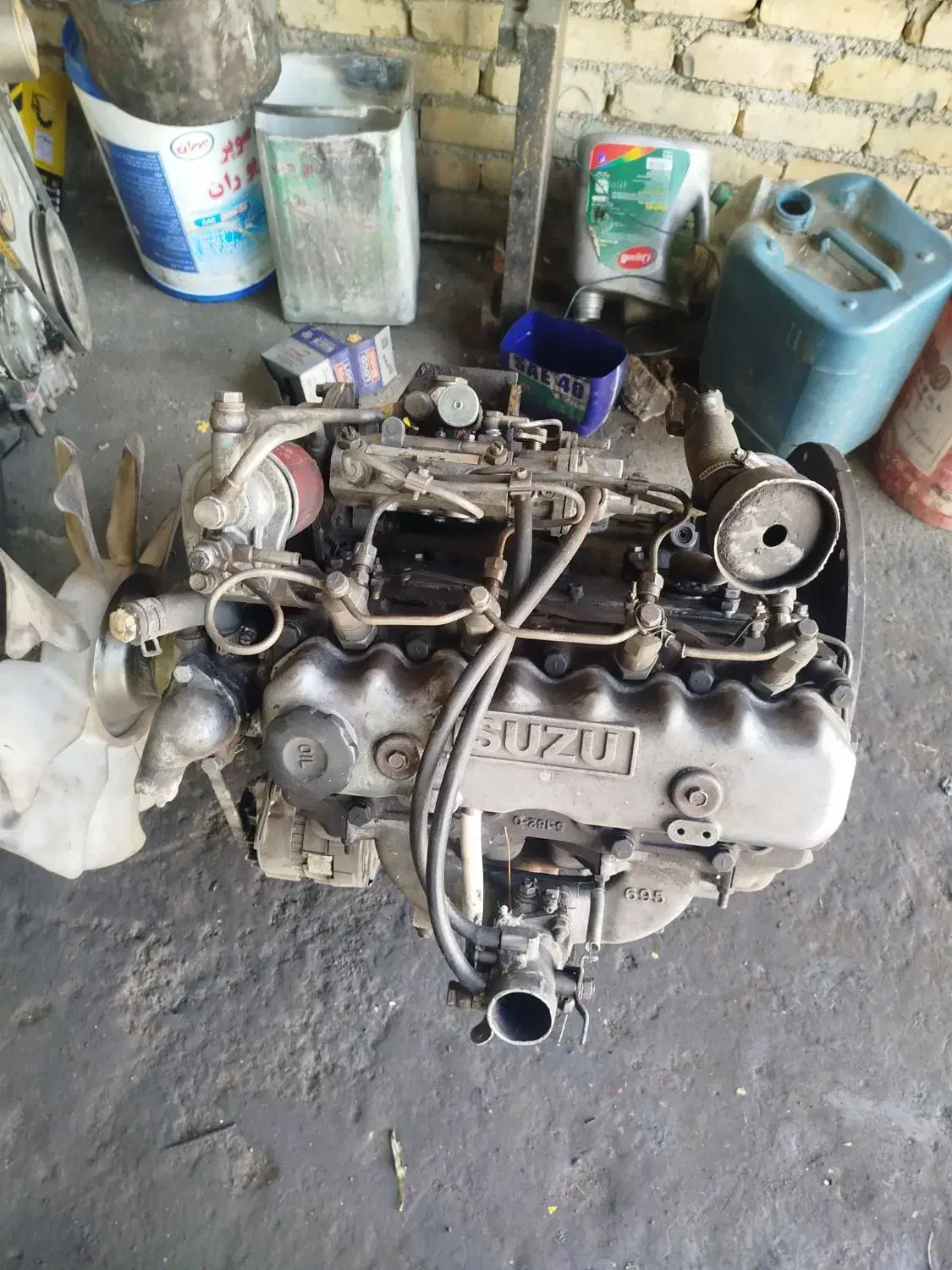 موتور چهارسیلندر ایسوزو|قطعات یدکی و لوازم جانبی|ری, دولت‌آباد|دیوار