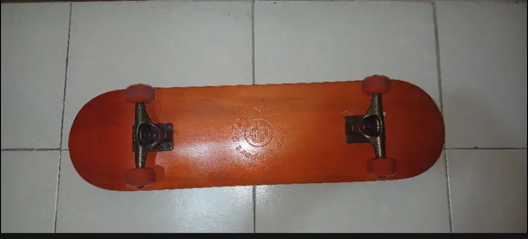 اسکیت برد|دوچرخه، اسکیت، اسکوتر|شاهینشهر, مسکن مهر|دیوار