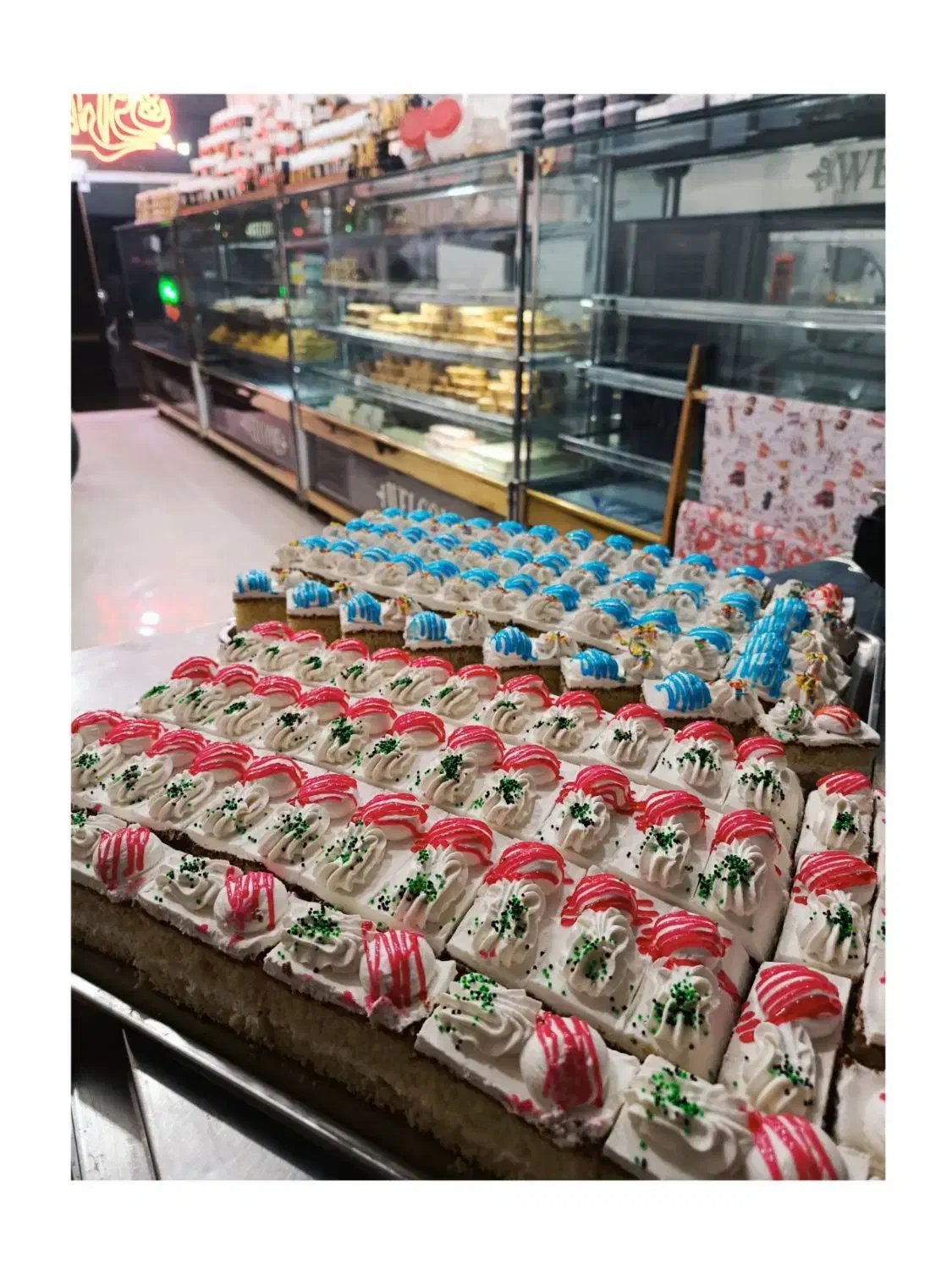 شیرینی سرای طراوت|خدمات پذیرایی، مراسم|سبزوار, باهنر|دیوار