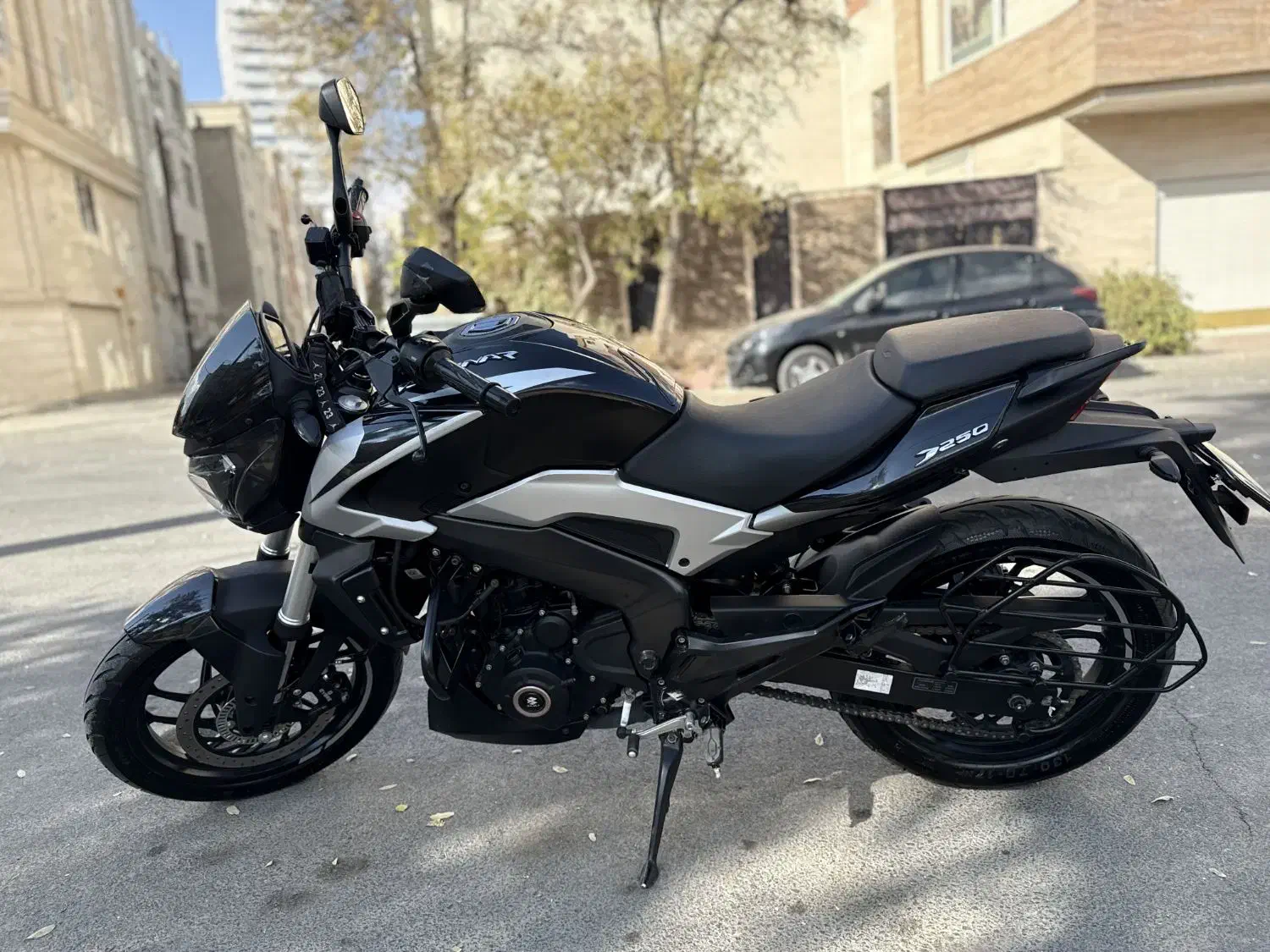 موتور سیکلت دومینار ۲۵۰ باجاج ns هندی|موتورسیکلت|تهران, میدان ولیعصر|دیوار