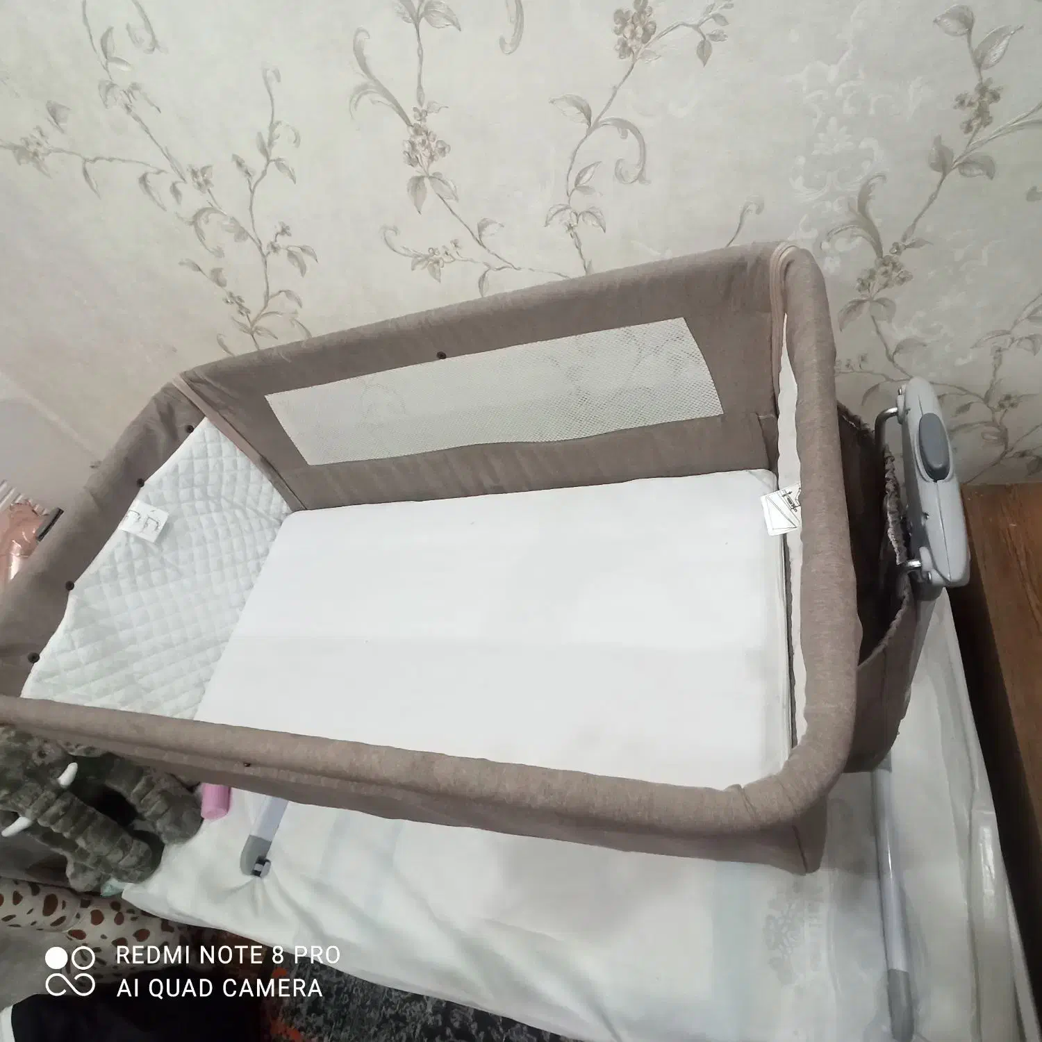 صندلی کودک ماشین و تخت کنار مادر دلیجان|تخت و صندلی بچه|فولادشهر, B2|دیوار