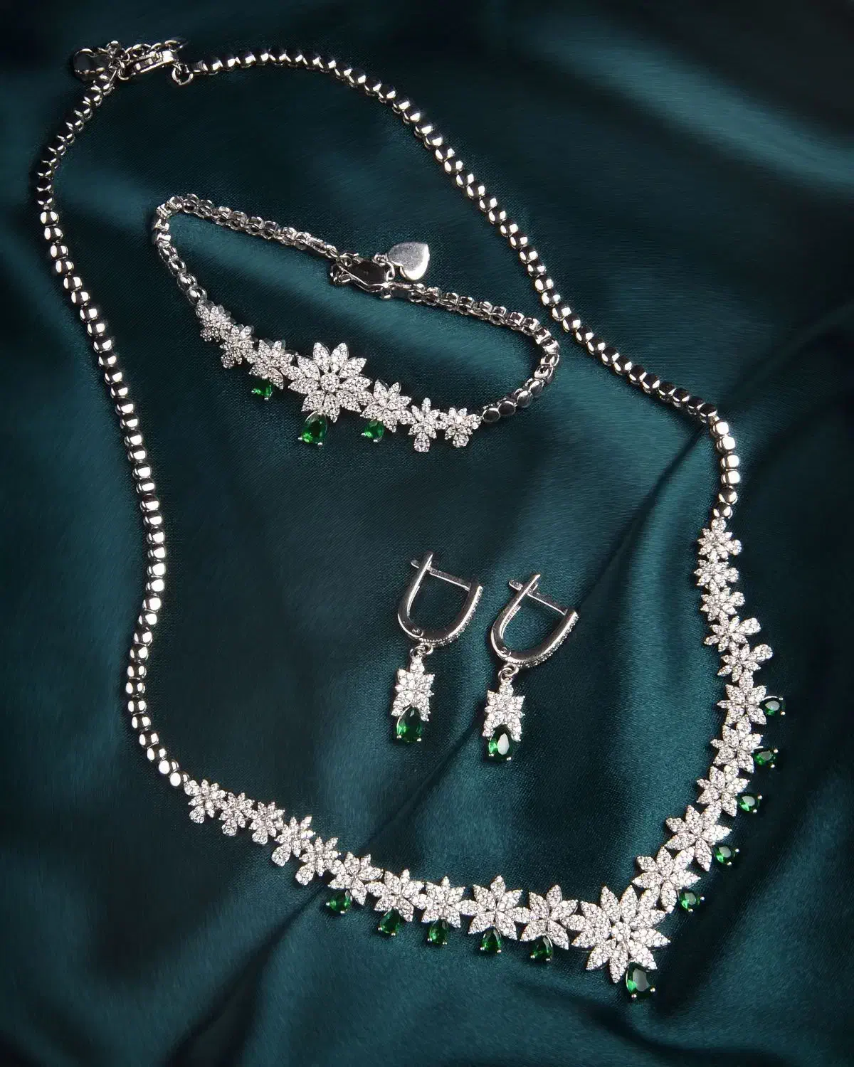 سینه ریز دستبند گوشواره ست کامل تمام نقره اقساطی۶۴|بدلیجات|تبریز, |دیوار