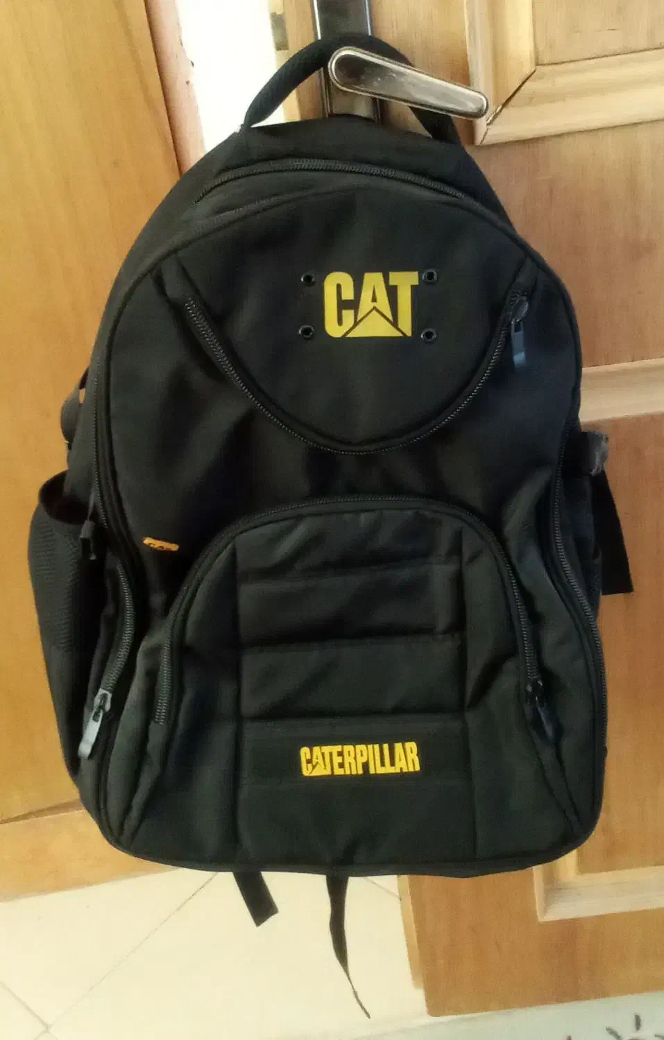 کوله کوهنوردی|کیف، کفش، کمربند|شیروان (خراسان), |دیوار