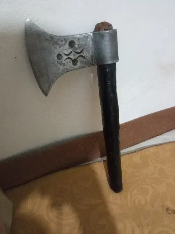 تبر اصل|کوهنوردی و کمپینگ|گنبد کاووس, |دیوار