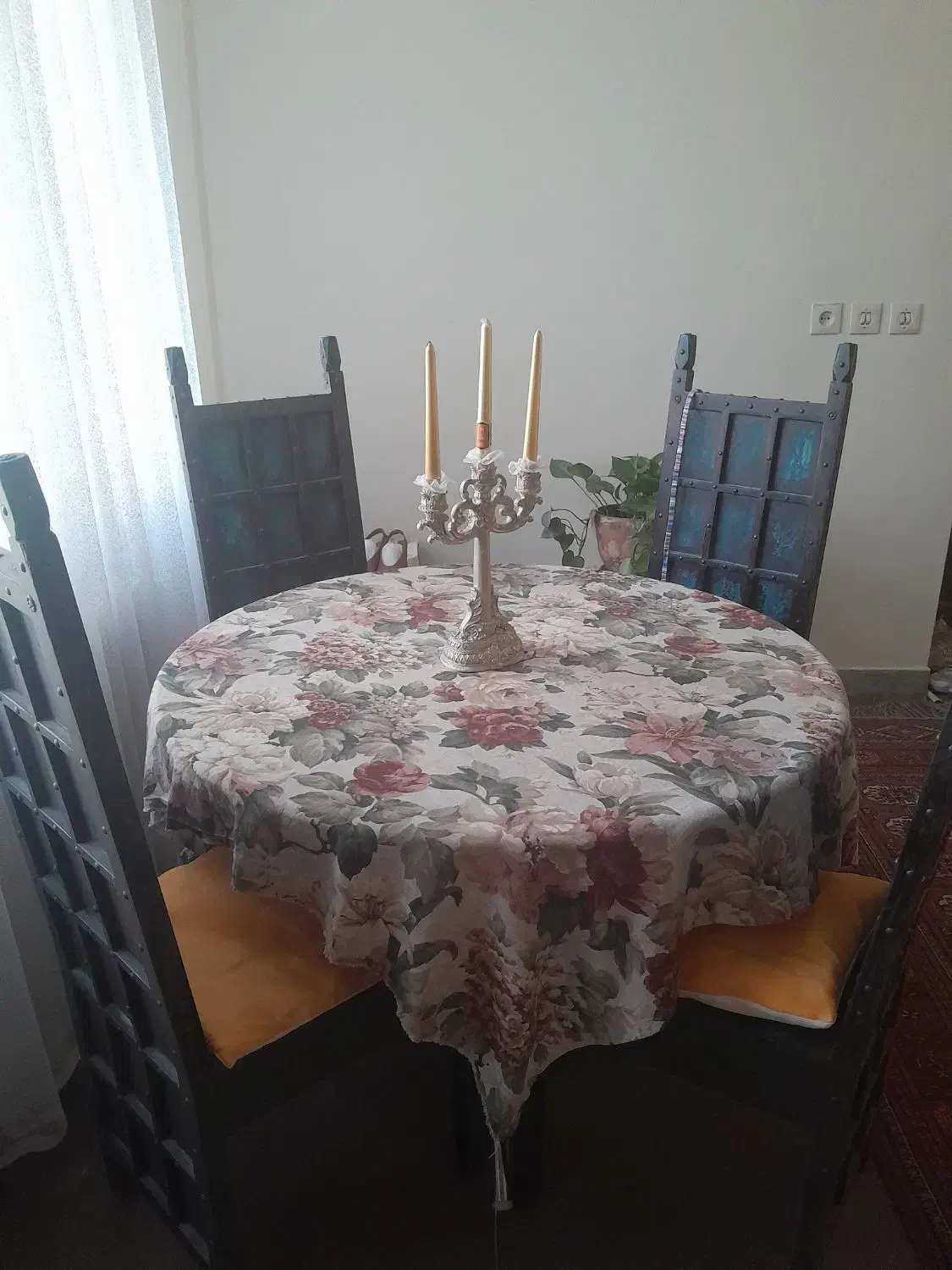 خانه و اشپزخانه|میز و صندلی غذاخوری|تهران, طرشت|دیوار