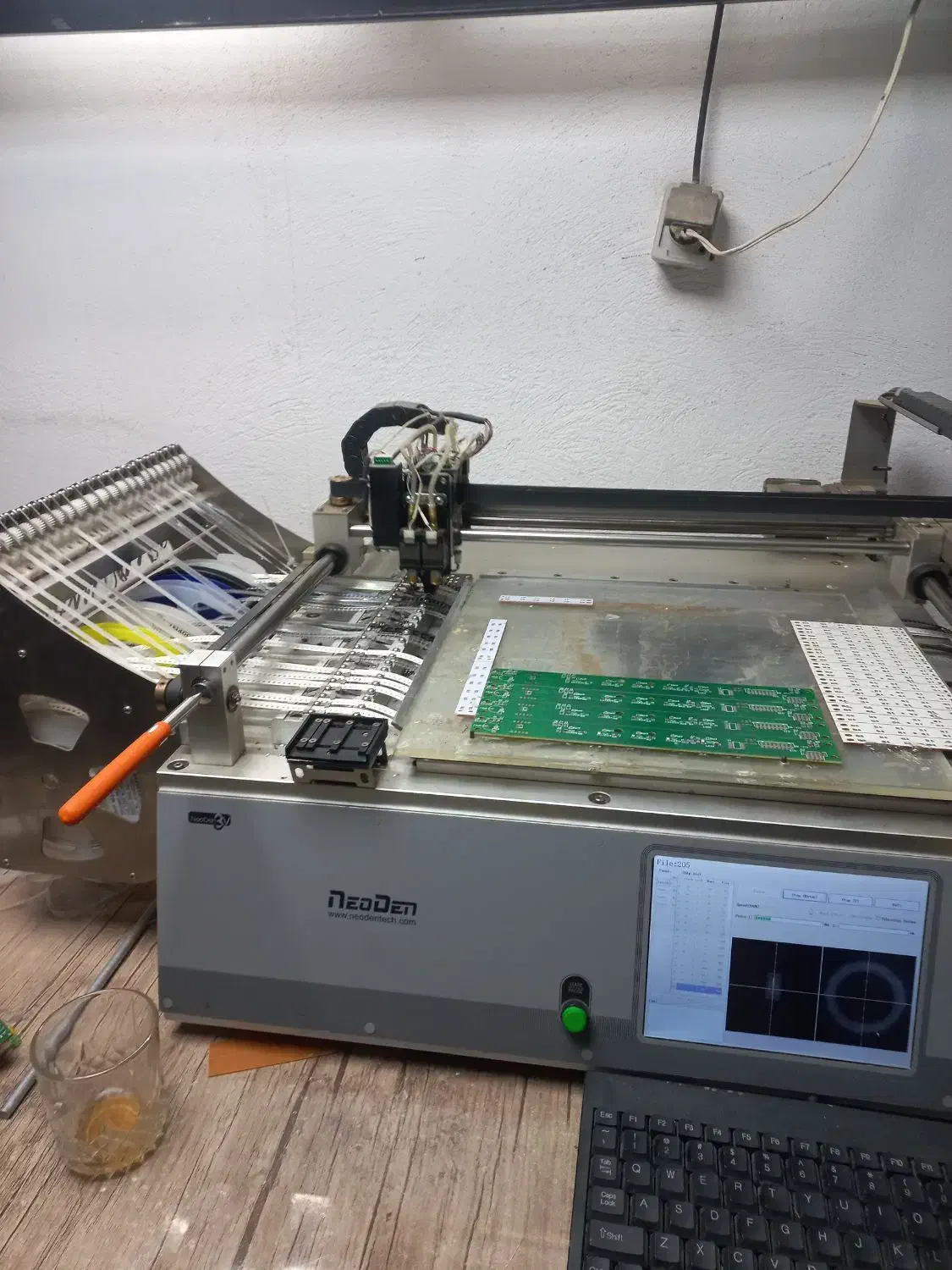 دستگاه مونتاژ smd|ماشینآلات صنعتی|چهارباغ, |دیوار