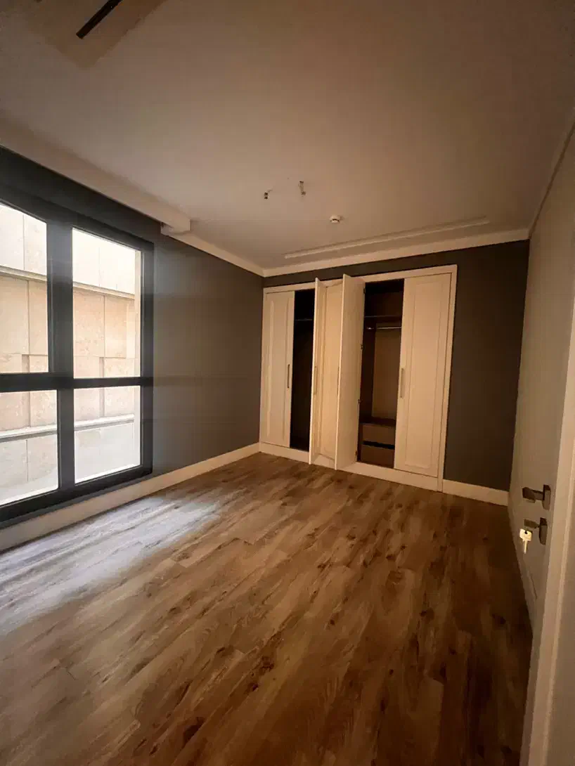 ۱۰۰ متری دروس