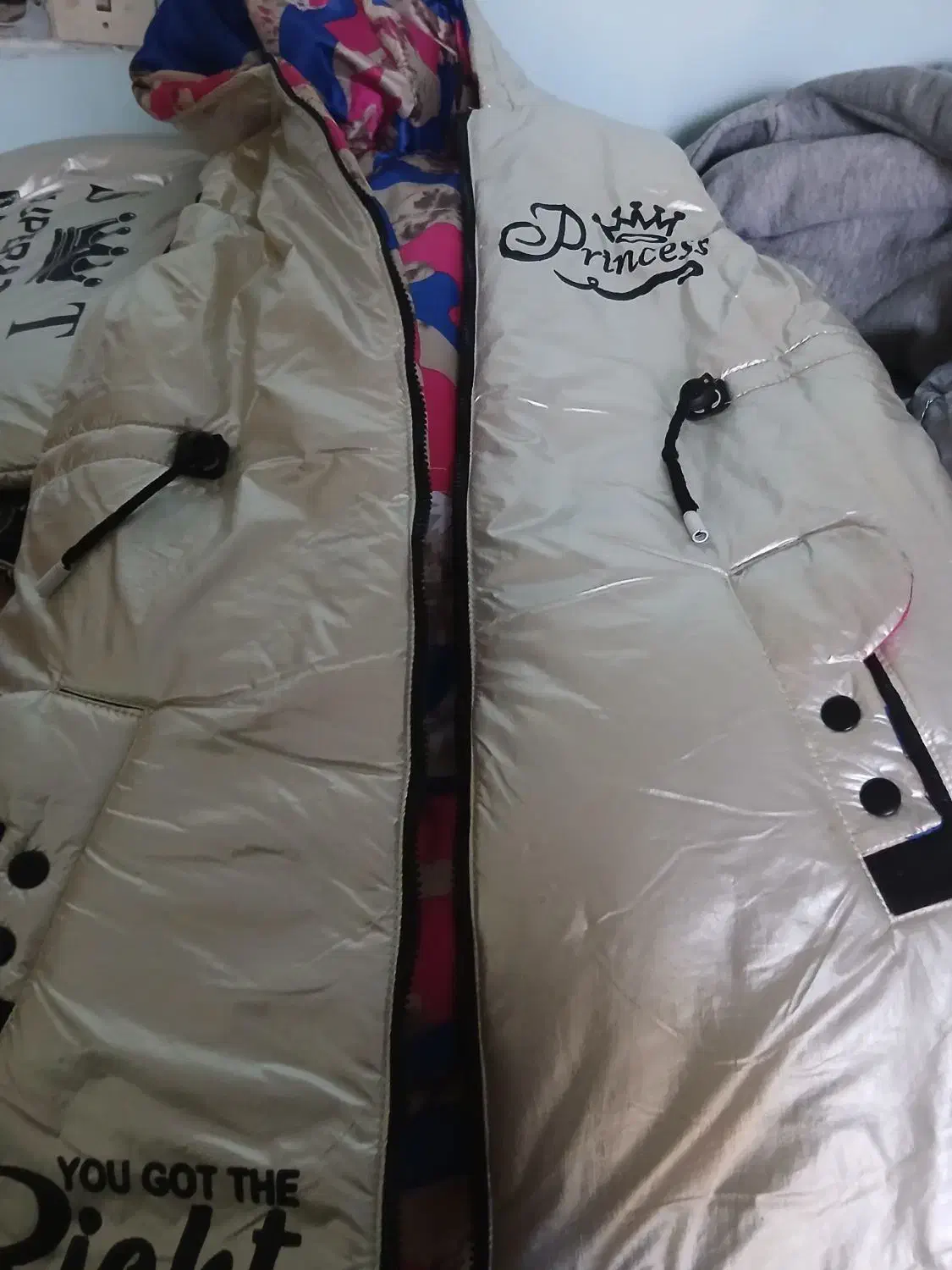 پافر حراج بخاطر جم اوری مقازه|کفش و لباس بچه|ایذه, |دیوار