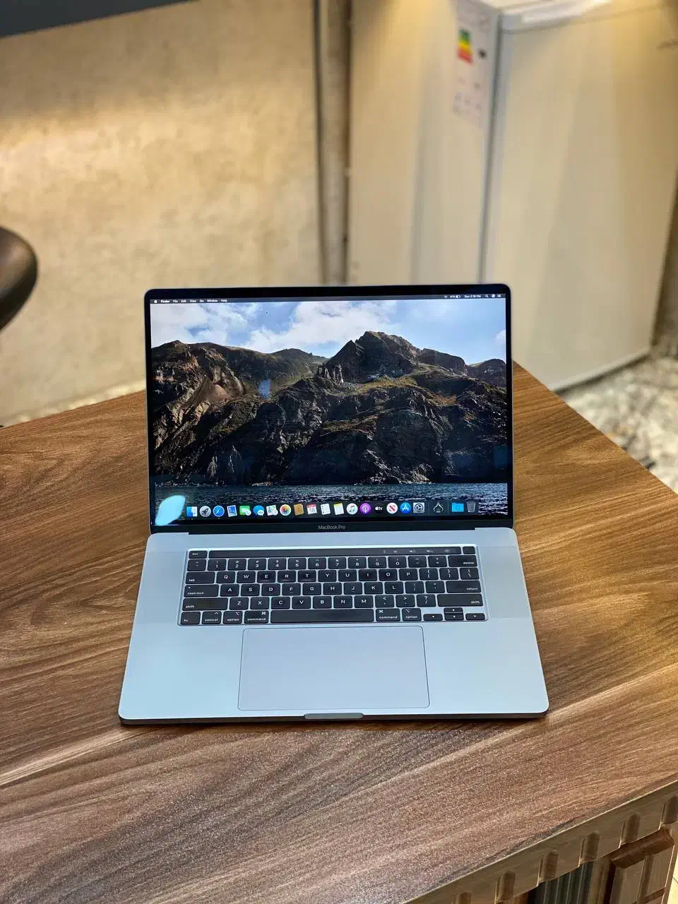 مک بوک پرو core i9|رایانه همراه|شیراز, ملاصدرا|دیوار