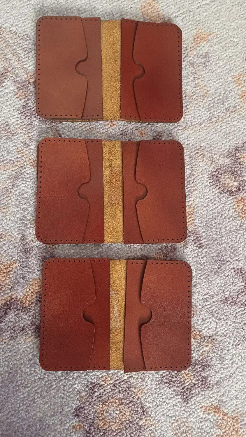 جاکارتی چرمی دوخت نشده|کیف، کفش، کمربند|سنندج, |دیوار