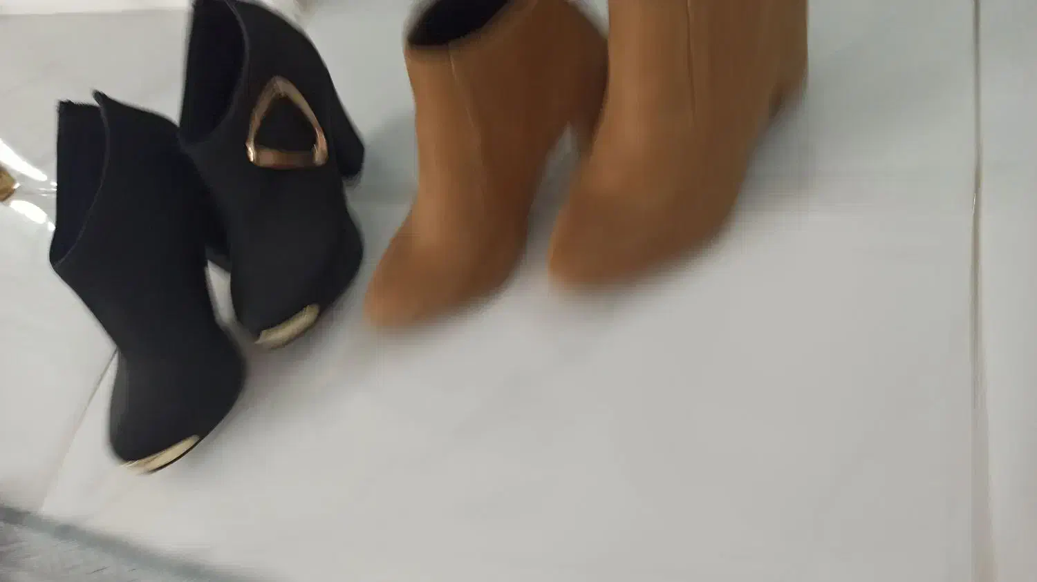 دو جفت نیم بوت نونواصلا پوشیده نشدن مشکی ها|کیف، کفش، کمربند|کرمانشاه, |دیوار