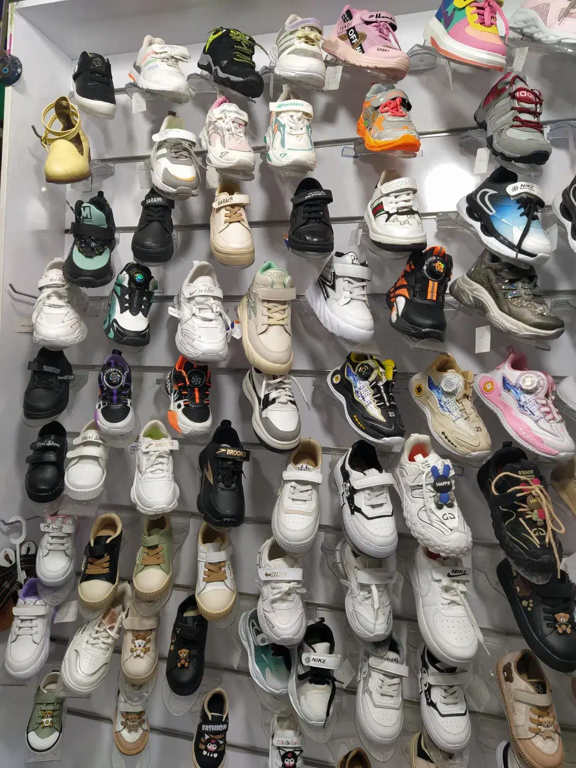 فروش مغازه کفش بچه گانه|کفش و لباس بچه|یاسوج, |دیوار