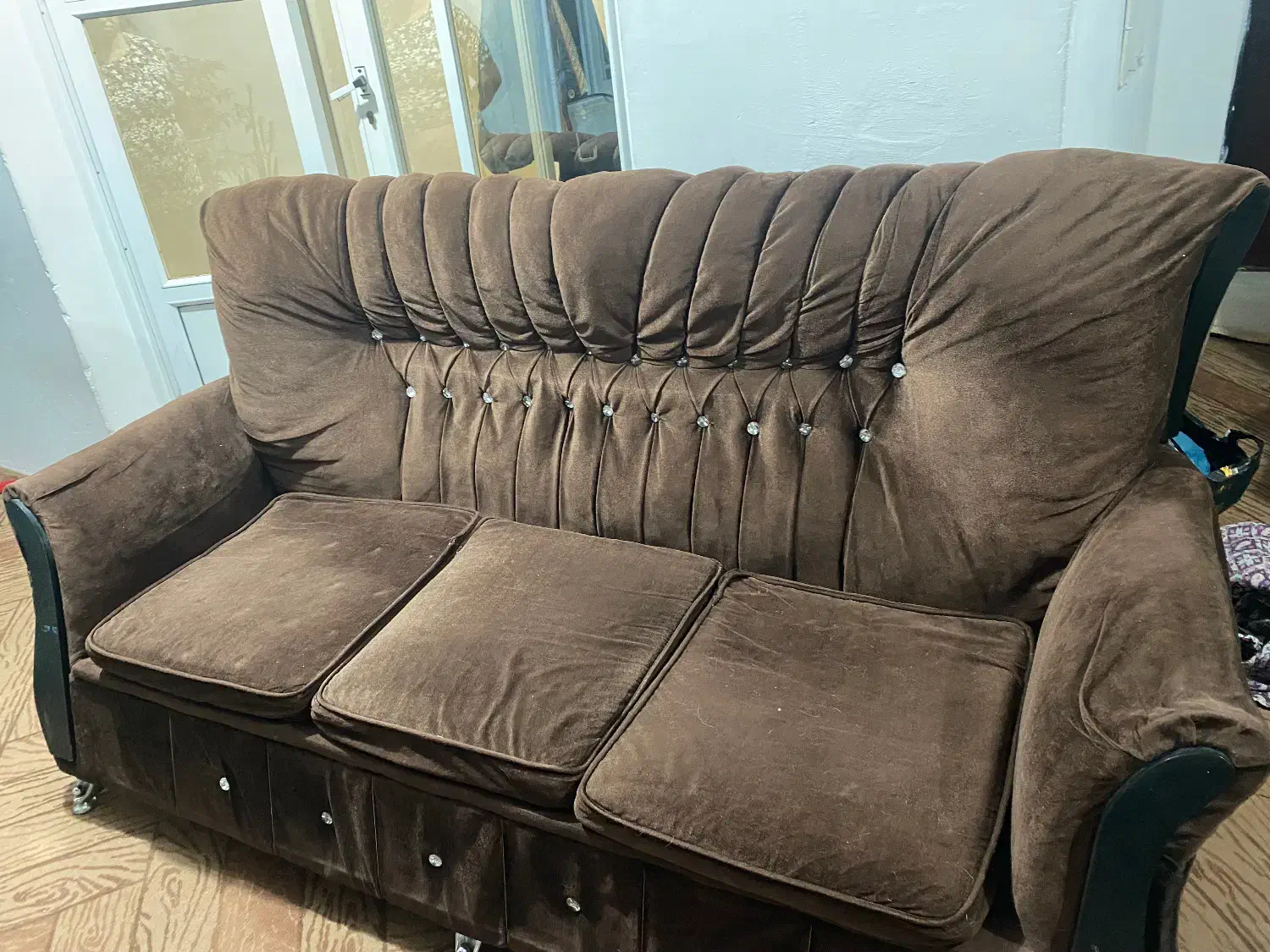 مبل ۷ نفره|مبلمان خانگی و میز عسلی|رشت, پاستوریزه|دیوار