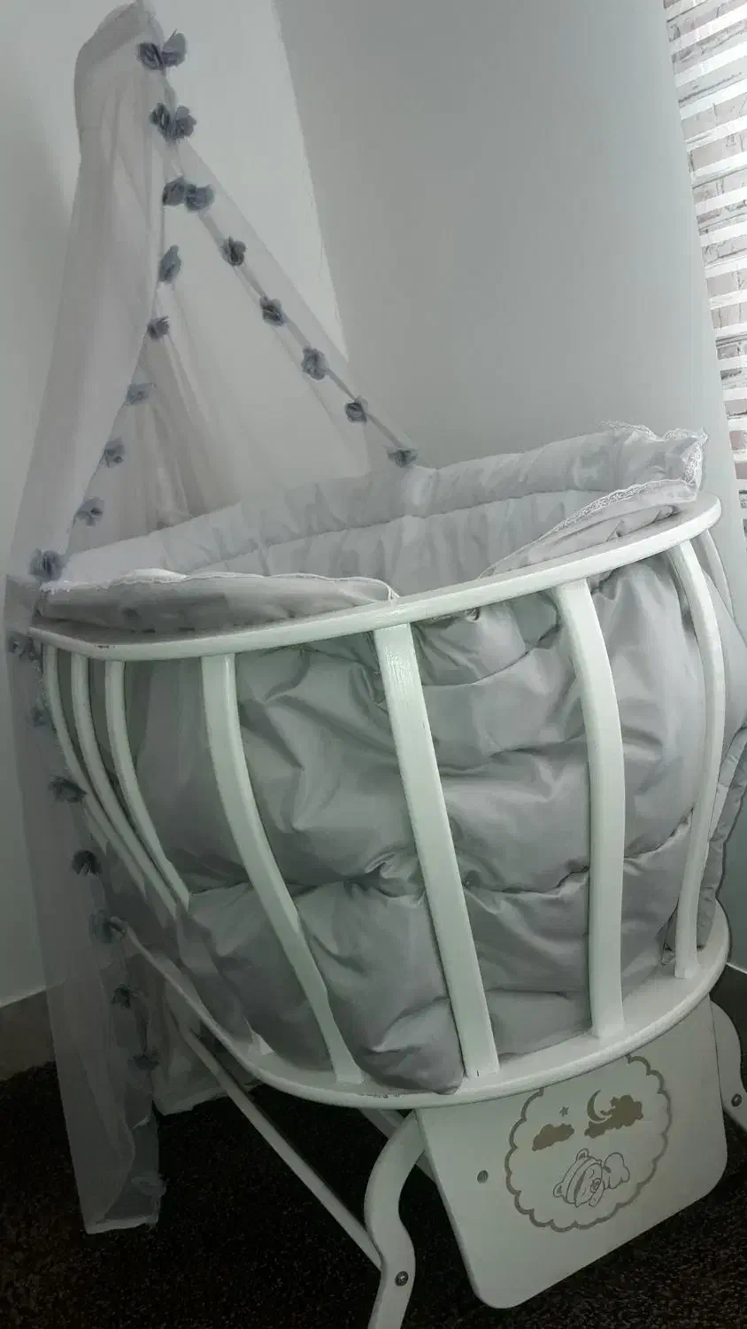 گهواره کودک(دره شهر)|تخت و صندلی بچه|دره شهر, |دیوار