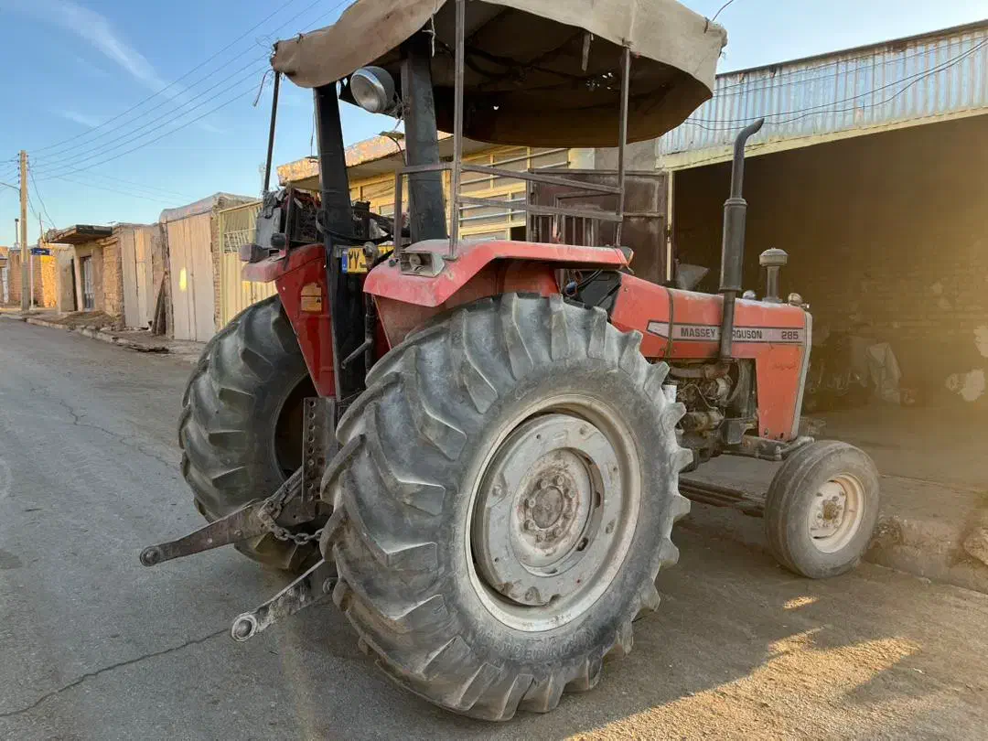 تراکتور فرگوسن ۲۸۵ مدل ۸۰به همراه گاوآهن|خودرو سنگین|گل تپه, |دیوار