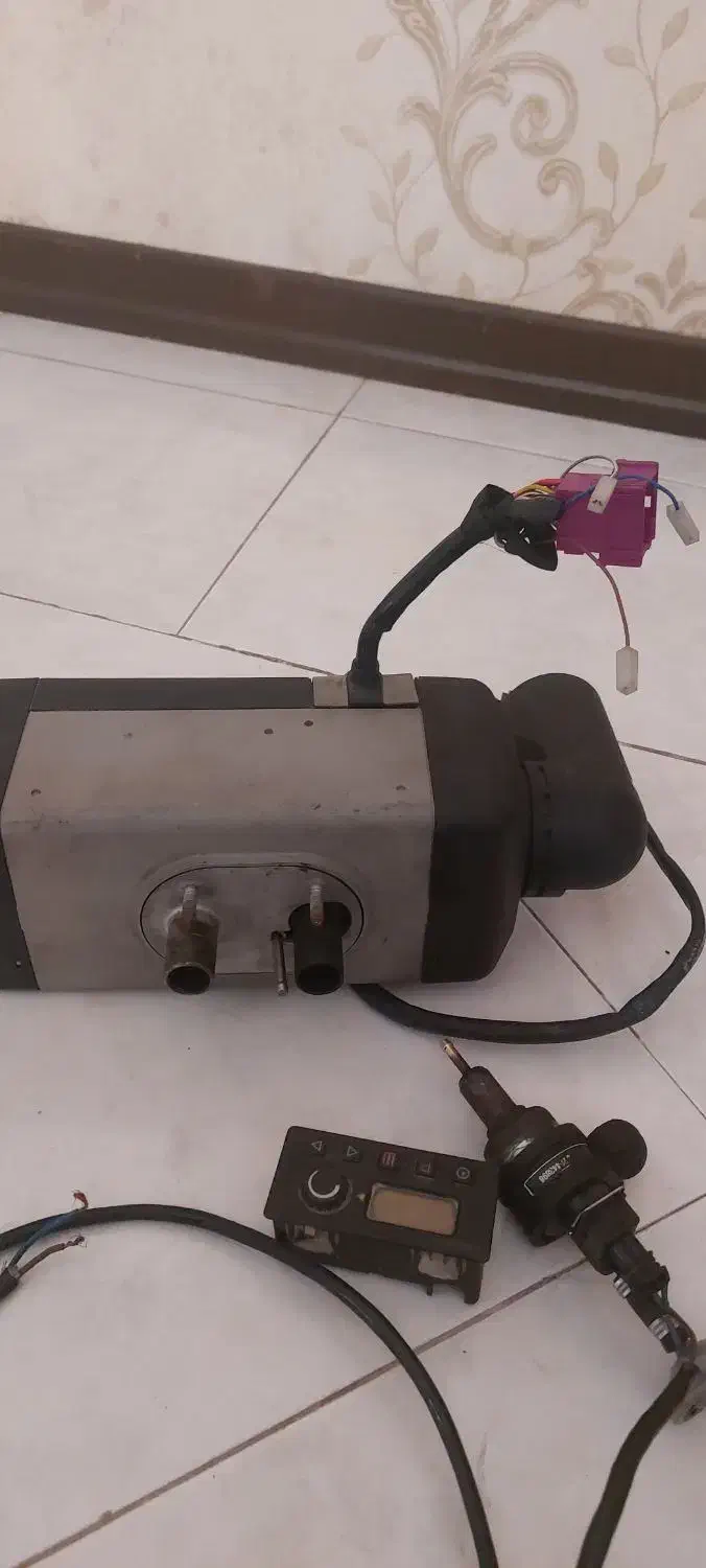 بخار درجا کامیون آلمانی مارک وبستو|قطعات یدکی و لوازم جانبی|اصفهان, رکن الدوله شرقی|دیوار