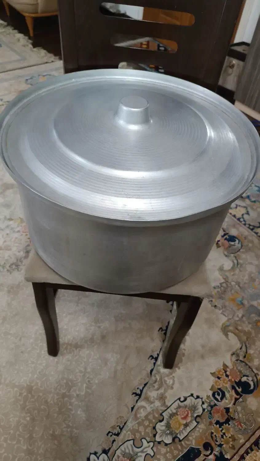 ظرف آشپزخونه|ظروف پخت‌وپز|بابل, |دیوار