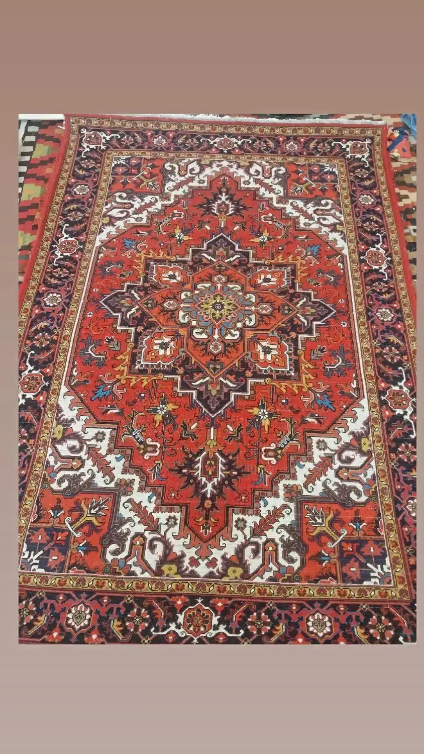 فرش|فرش|عجب شیر, |دیوار