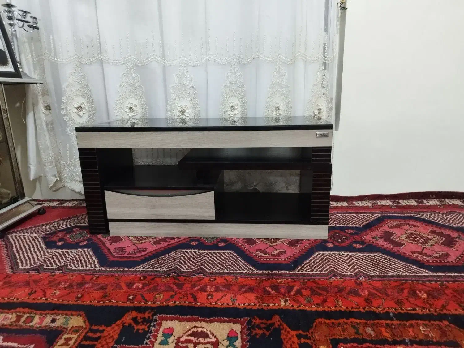 میز تلویزیون ام دی اف|میز تلویزیون|میانه, |دیوار