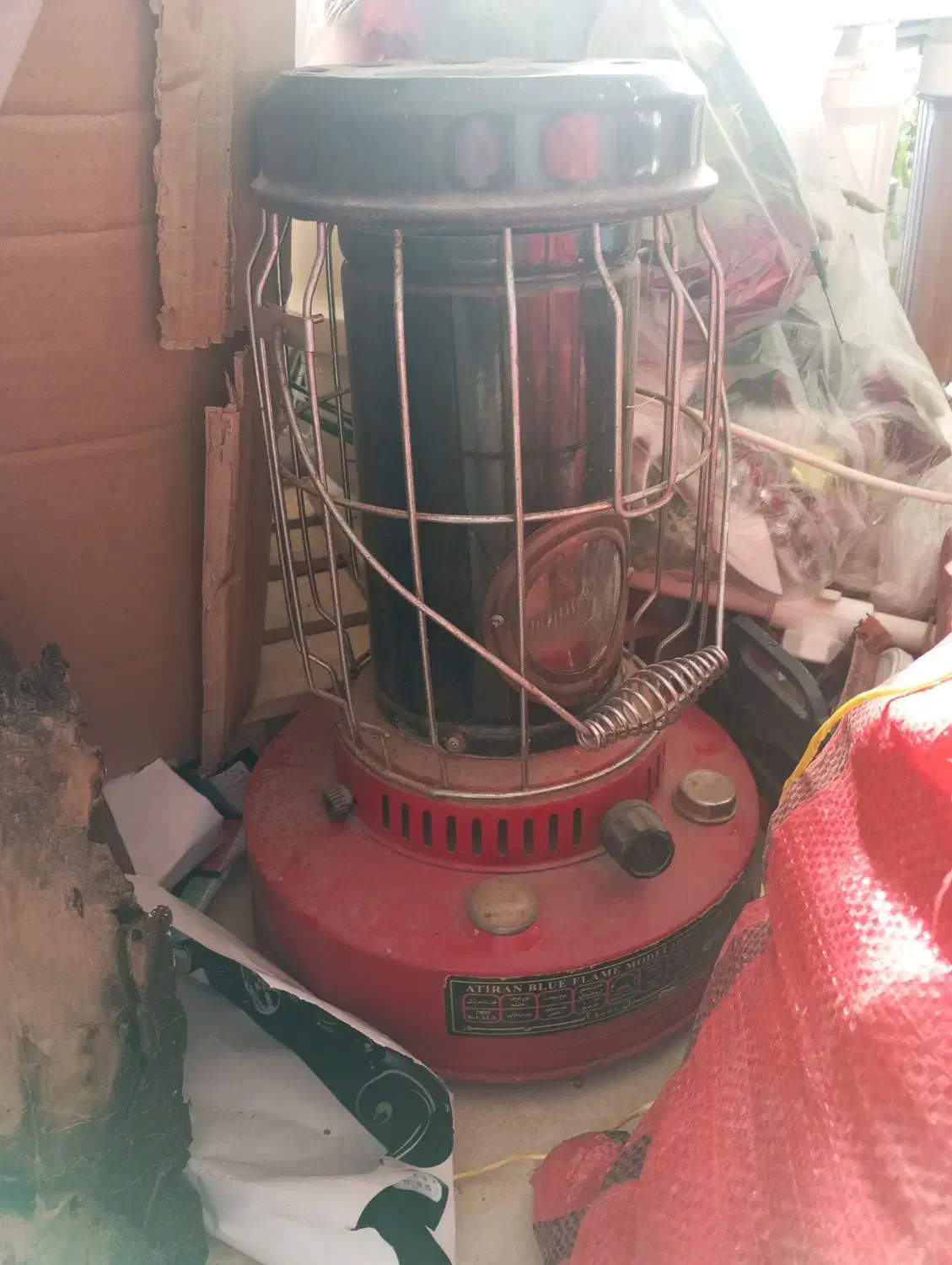 دو تخته فرش ماشینی ۱۲متری وچراغ والور اترا و..|فرش|مراغه, |دیوار