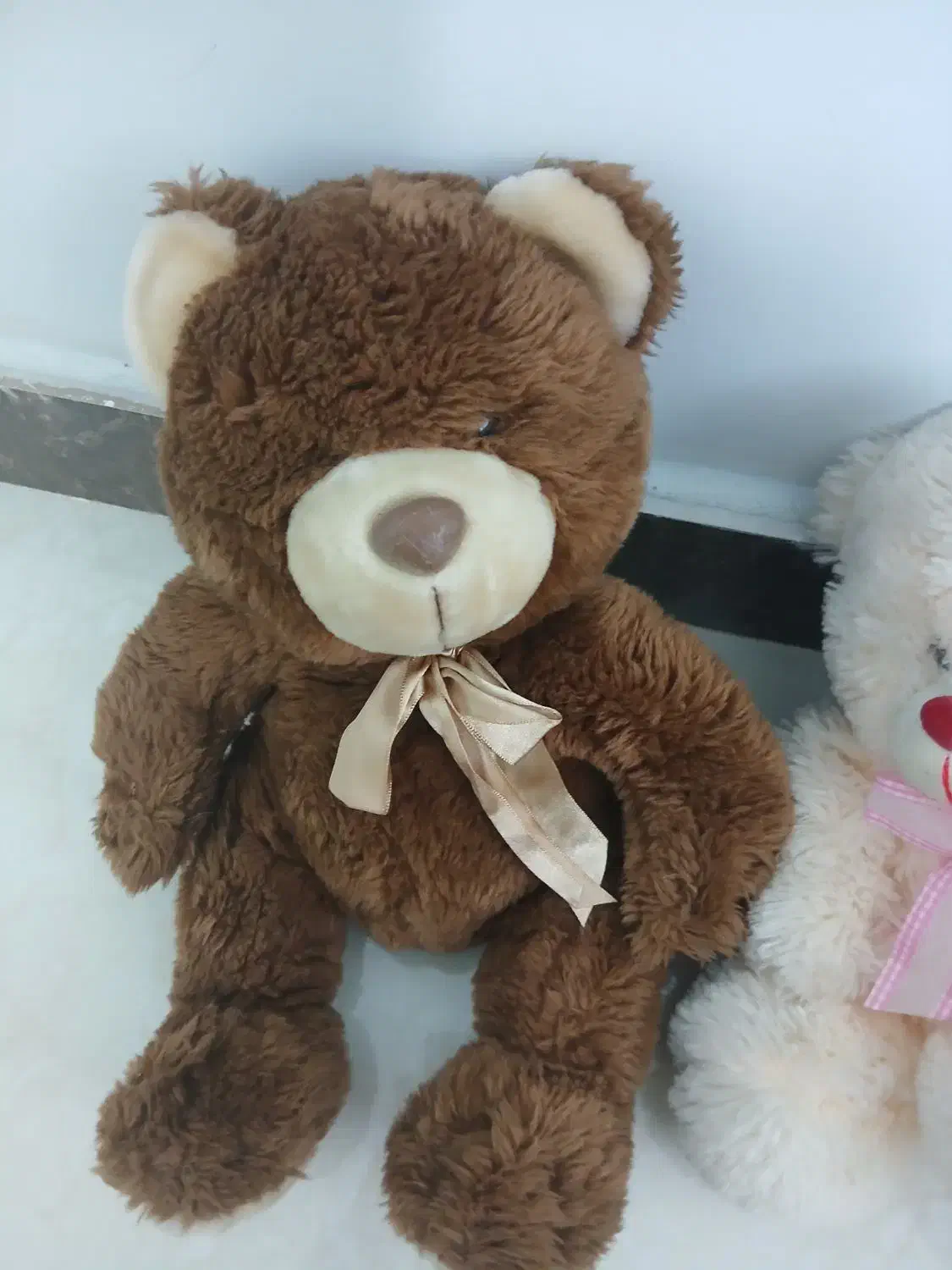 ۴عدد عروسک|اسباب‌بازی بچه|لاهیجان, شهید آوینی|دیوار