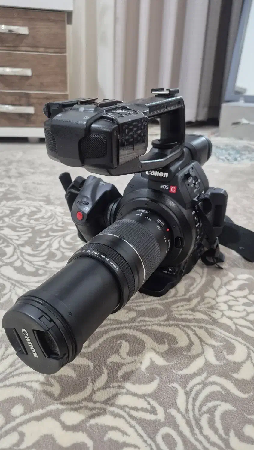 دوربین حرفه ای و سینمایی Canon c100 ii|دوربین عکاسی و فیلم‌برداری|دهلران, |دیوار