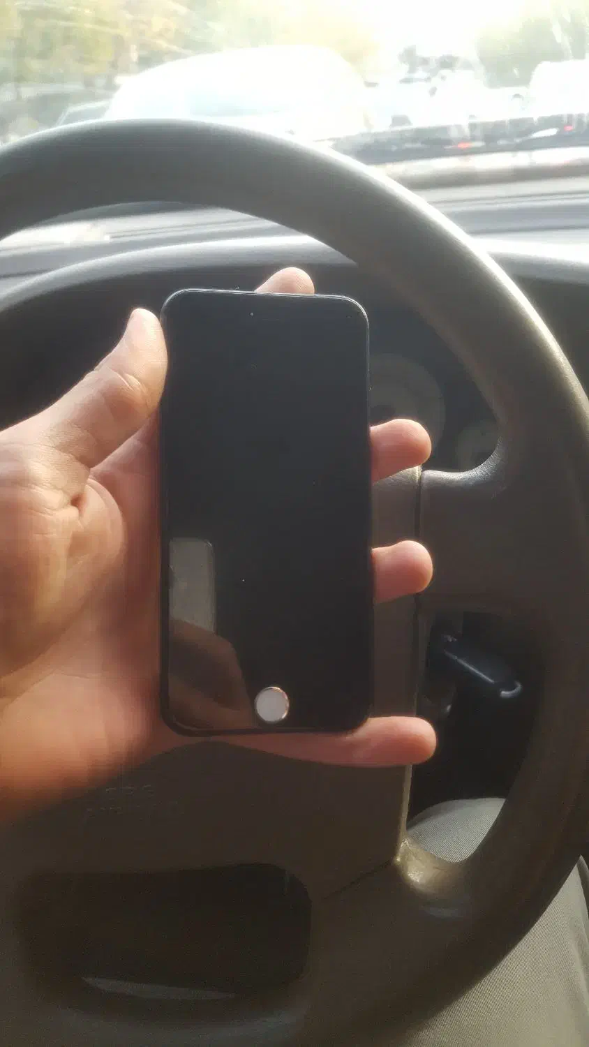 اپل iphon 7 به قیمت قطعات میدم|موبایل|تهران, شهرک صدرا|دیوار