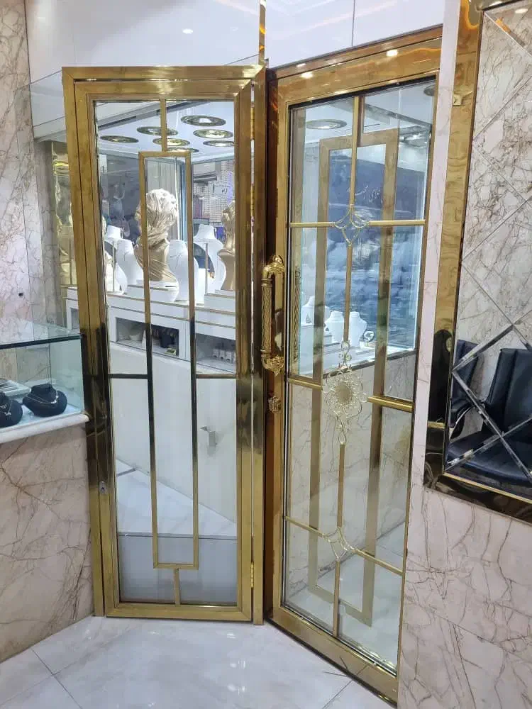 نرده استیل/نرده شیشه ای/نرده آلومینیومی|خدمات پیشه و مهارت|تهران, فتح|دیوار