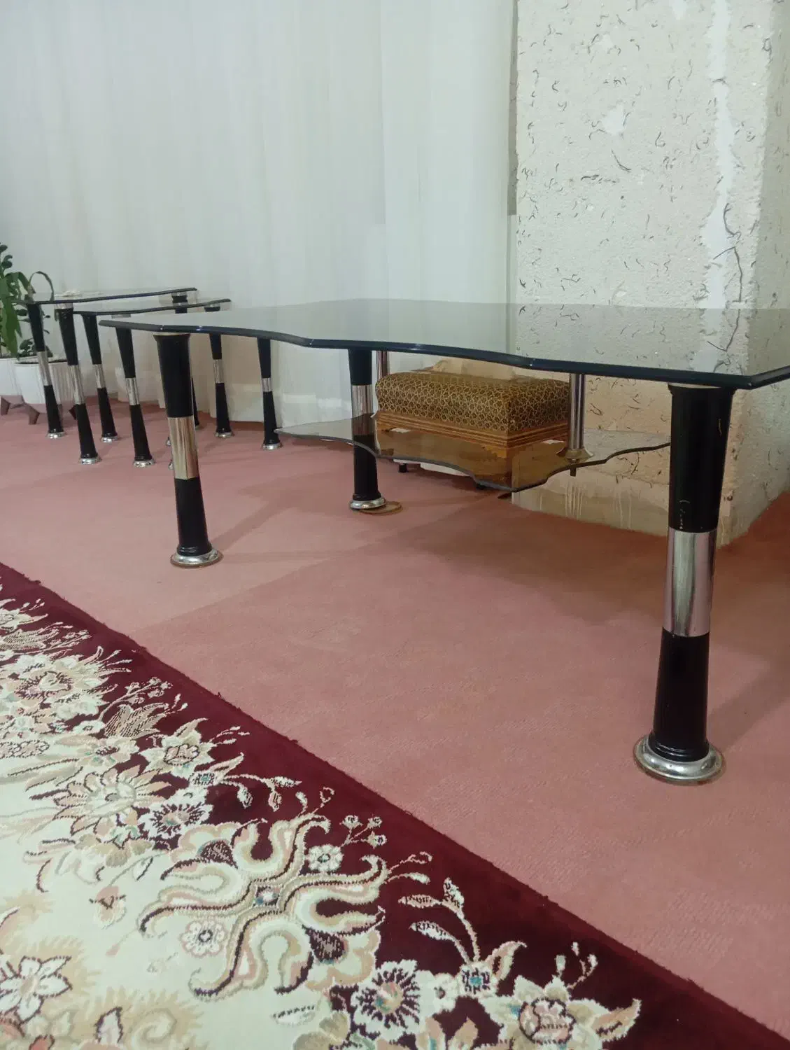 میز جلو مبلی همراه با سه میز عسلی|مبلمان خانگی و میز عسلی|شهرضا, |دیوار