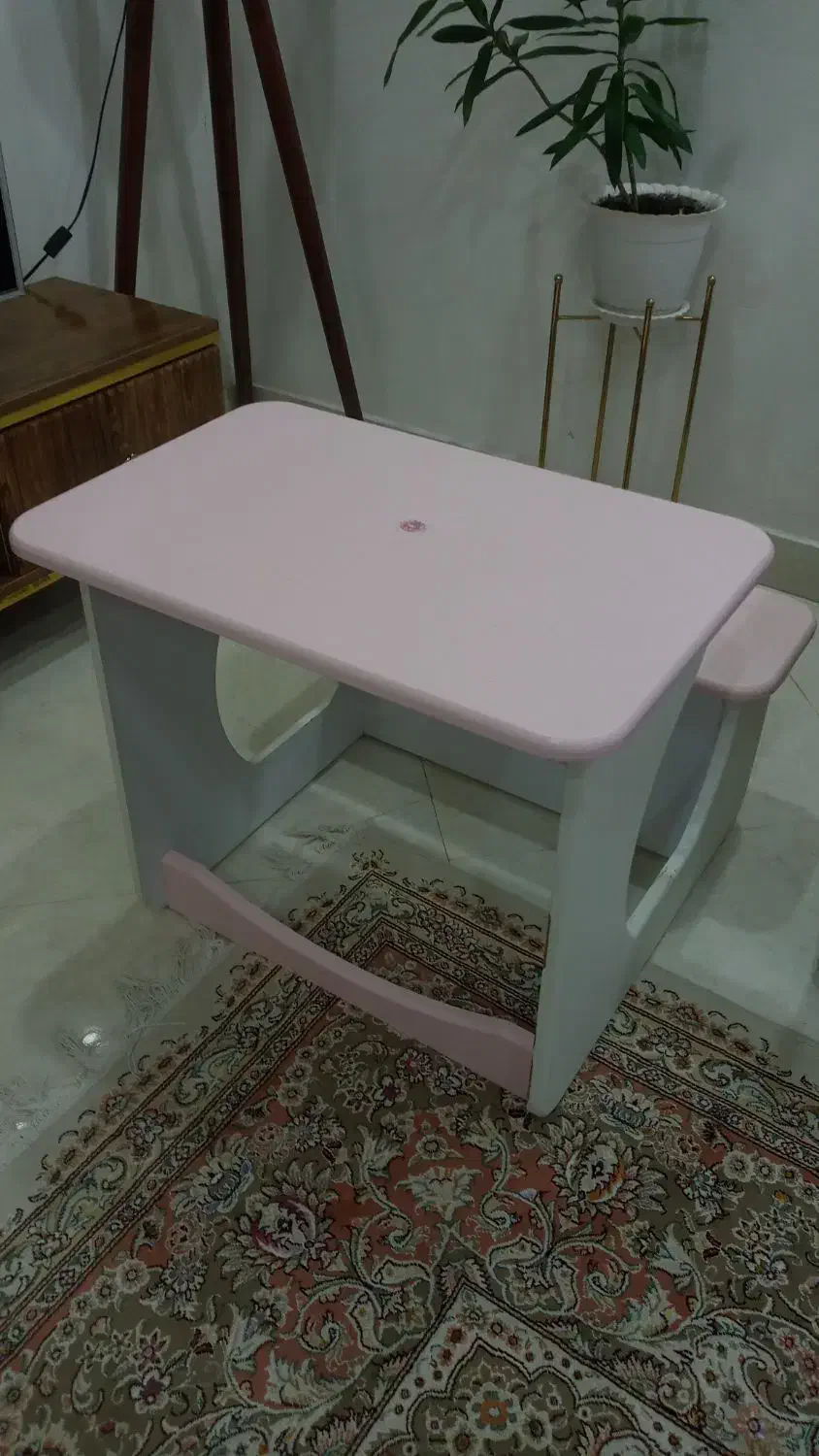 میز تحریر|لوازم التحریر|گرگان, |دیوار