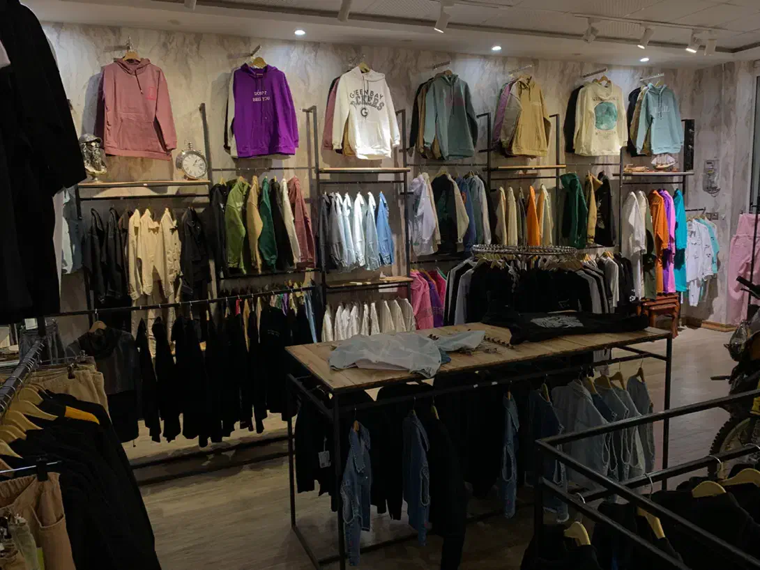 فروشنده خانم برای پوشاک|استخدام خدمات فروشگاه و رستوران|بیرجند, |دیوار