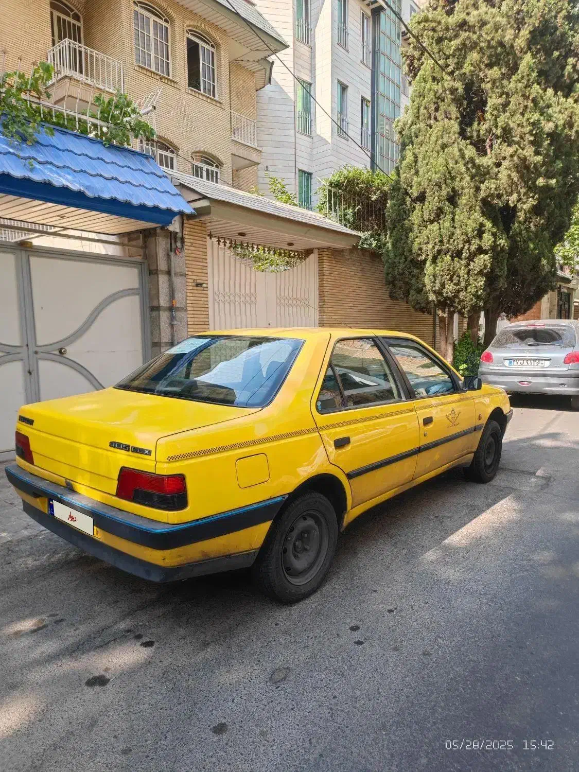 پژو 405 GLX - دوگانه سوز CNG، مدل ۱۳۹۰|خودرو سواری و وانت|تهران, پونک|دیوار