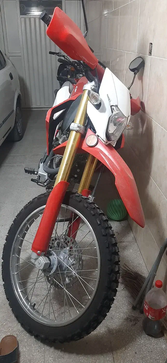 تریل توسان مدل ۴۰۳|موتورسیکلت|یزد, |دیوار