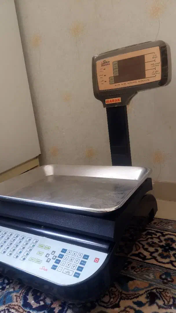 ترازو محک 50 کیلویی در حد نو|فروشگاه و مغازه|هشتگرد, شهرک ریحانه|دیوار