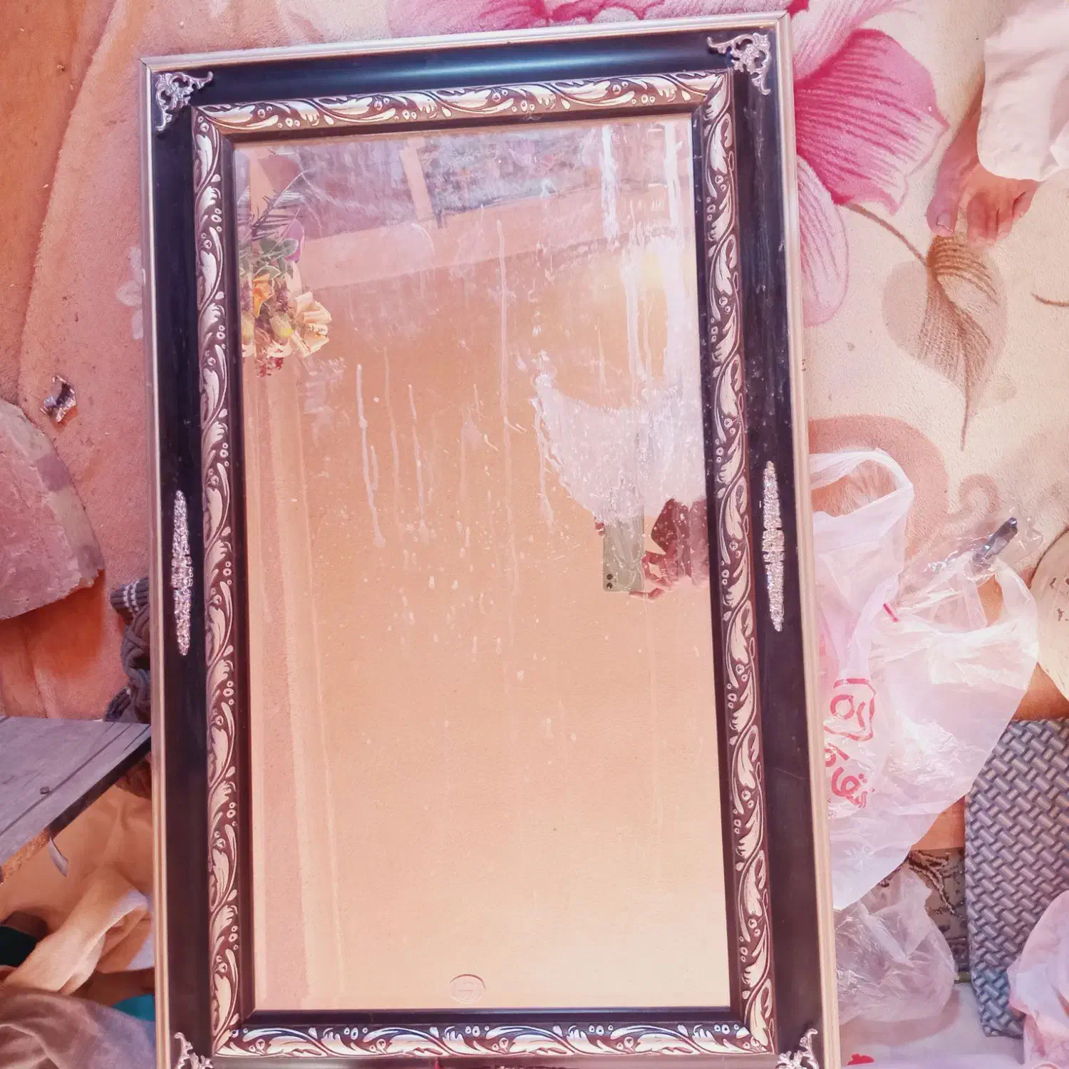 آینه قدی دور قاب حدودا۶۰×۳۰ اندازه|آینه|زاهدان, |دیوار