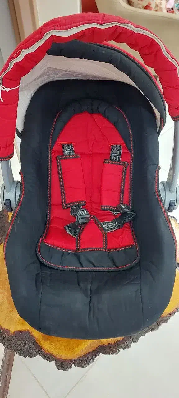 کریر|کالسکه و لوازم جانبی|اصفهان, بهارستان|دیوار