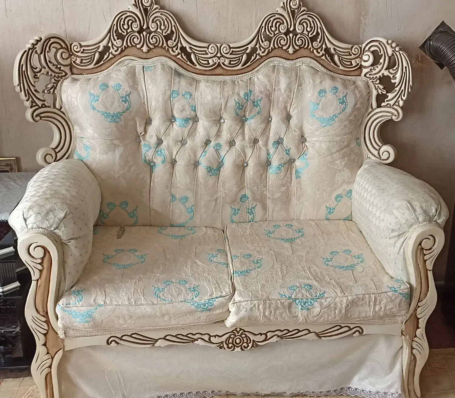 4عدد مبل|مبلمان خانگی و میز عسلی|بکتاش, |دیوار