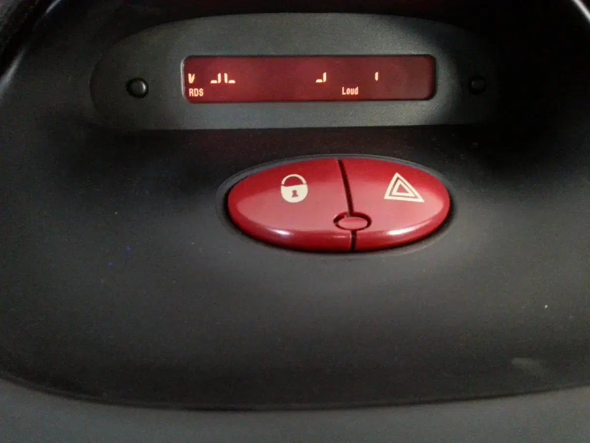 ساعت ۲۰۶ و ۲۰۷ فرانسوی و خدمات (پژو 206 و 207).|قطعات یدکی و لوازم جانبی|شیراز, شهرک والفجر|دیوار