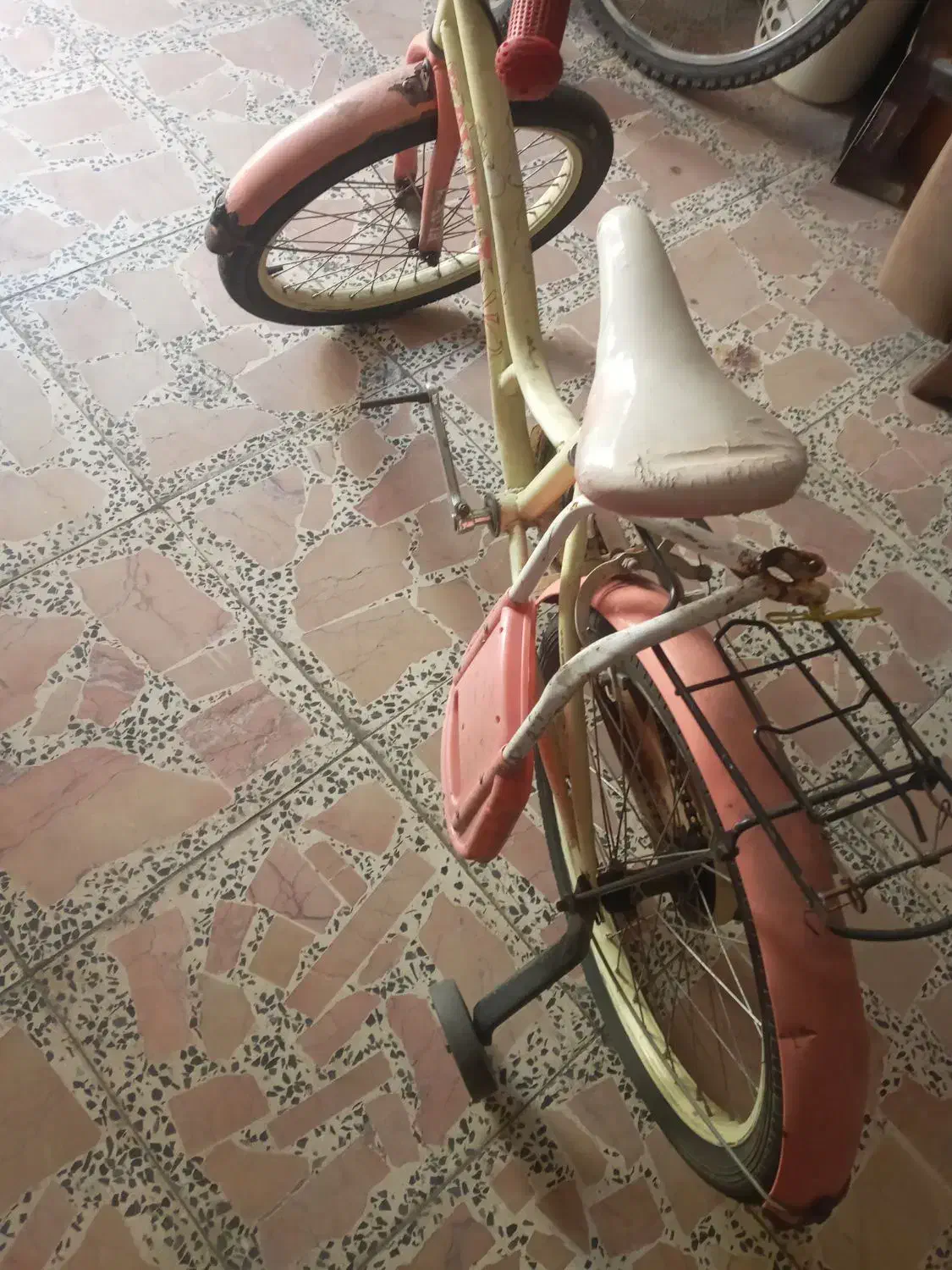 دوچرخه دخترانه|دوچرخه، اسکیت، اسکوتر|رشت, شهرک پردیسان|دیوار