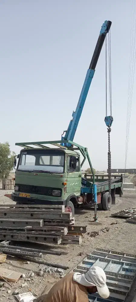 جرثقیل خاور ۶۰۸ سالم و زیرفی|خودرو سنگین|فولادشهر, A2|دیوار