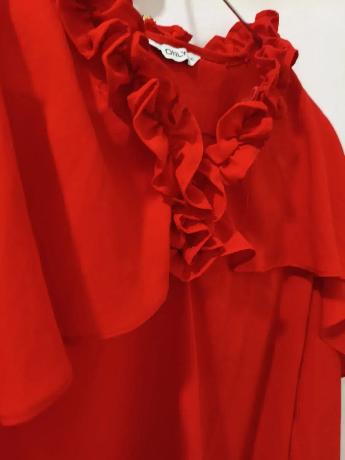 شومیز و دامن یلدایی|لباس|کرج, ساسانی (قلمستان)|دیوار