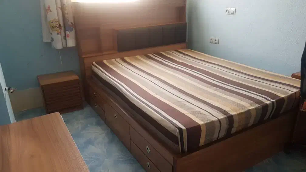 فروش فوری زیر قیمت|تخت و سرویس خواب|صدرا-فارس, فاز ۱|دیوار