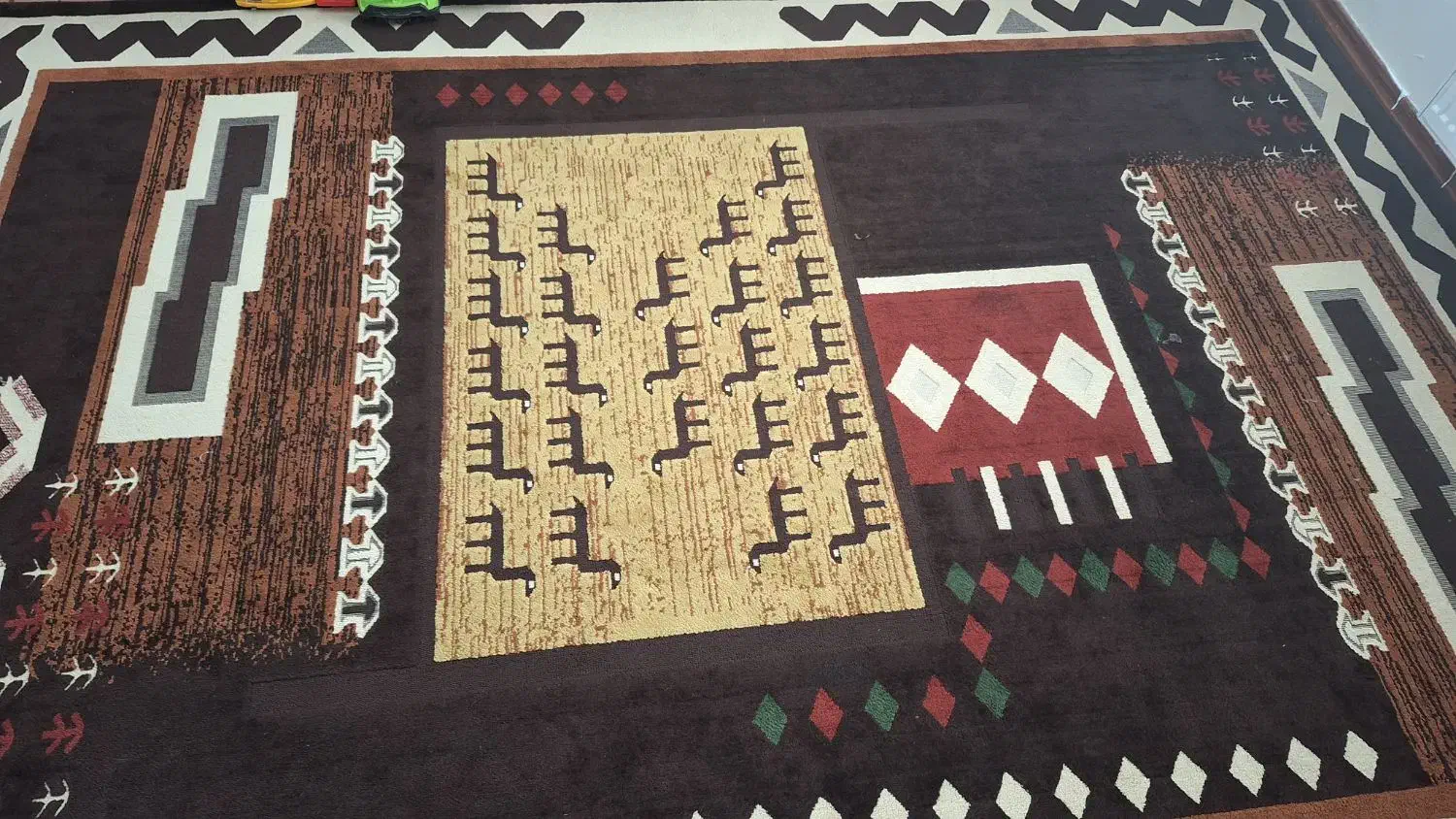 فرش۲.۵ در ۳.۵|فرش|نیشابور, بلوار گلها|دیوار