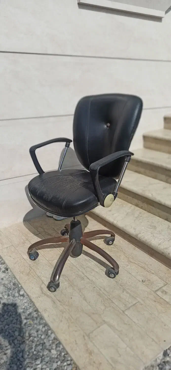 صندلی چرخدار و جکدار|صندلی و نیمکت|جویبار, |دیوار